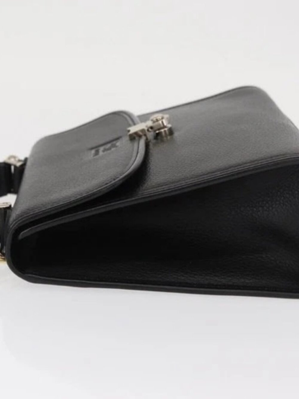 Burberrys Hand Bag Leather 2way Black Silver Auth - Picture 5 of 16